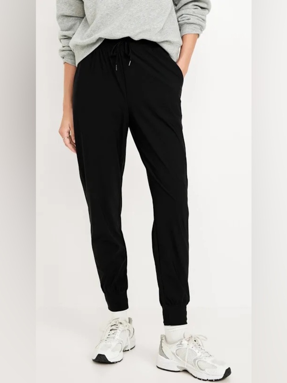 Old Navy sleek tech black joggers